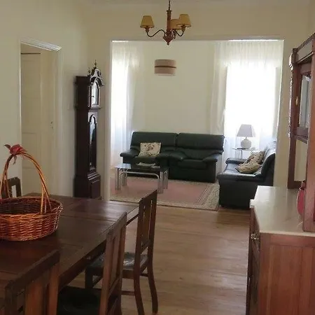 Vivenda Maria De Lourdes * Maiorga