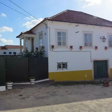 Vivenda Maria De Lourdes *